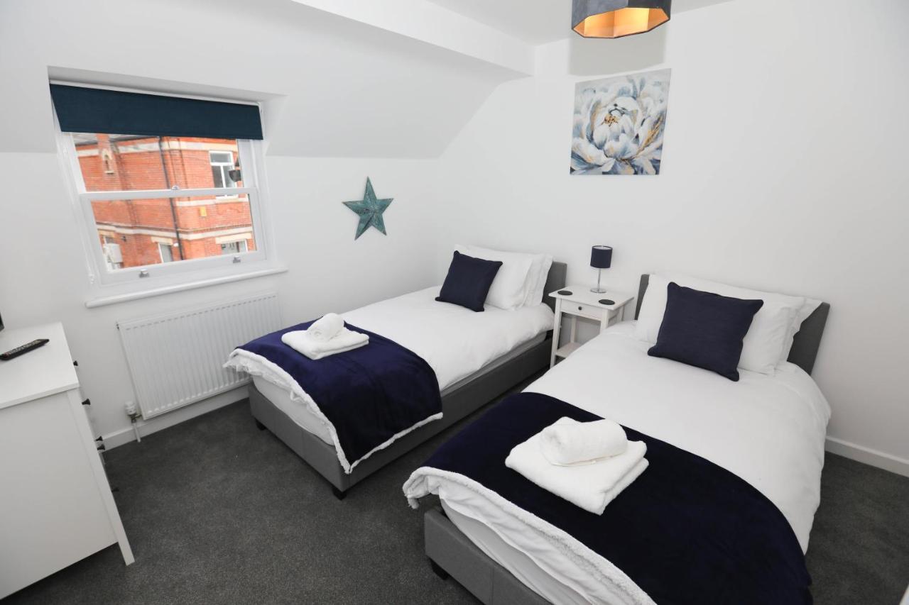 Exmouth - Apartment 2, Strand House - Modern 2 Bedroom Apartment, Perfect Location For Access To Beach & Town Centre - Sleeps 4 Guests - Hosted By Rentmyhouse מראה חיצוני תמונה