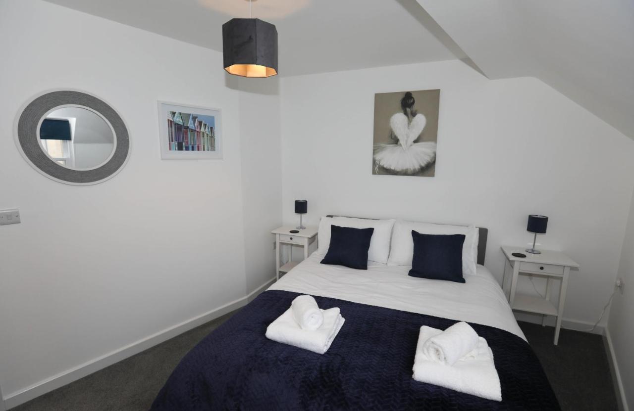 Exmouth - Apartment 2, Strand House - Modern 2 Bedroom Apartment, Perfect Location For Access To Beach & Town Centre - Sleeps 4 Guests - Hosted By Rentmyhouse מראה חיצוני תמונה