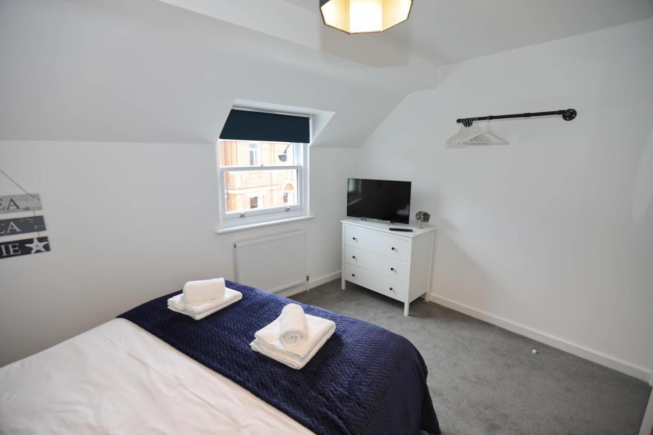 Exmouth - Apartment 2, Strand House - Modern 2 Bedroom Apartment, Perfect Location For Access To Beach & Town Centre - Sleeps 4 Guests - Hosted By Rentmyhouse מראה חיצוני תמונה