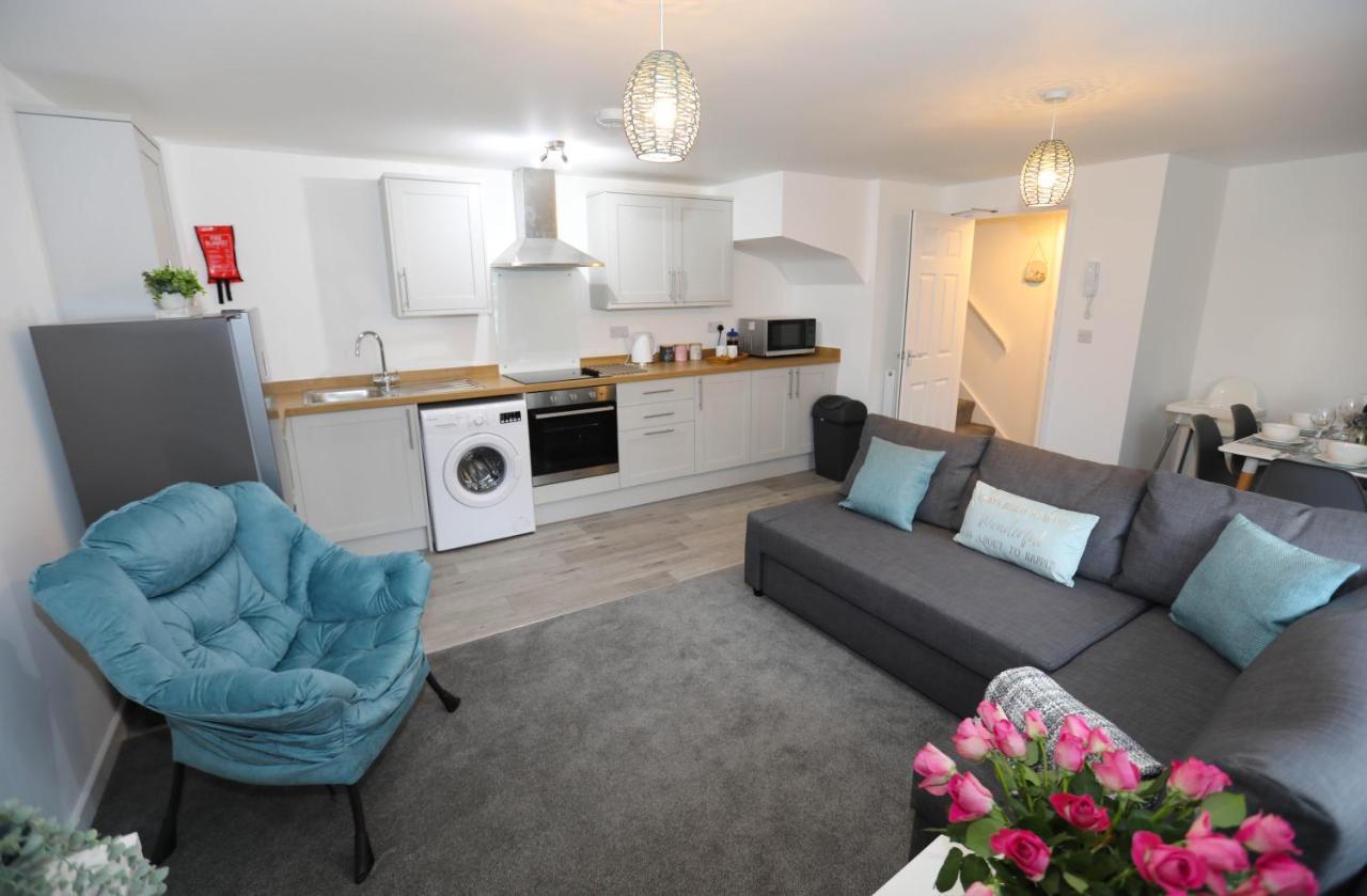 Exmouth - Apartment 2, Strand House - Modern 2 Bedroom Apartment, Perfect Location For Access To Beach & Town Centre - Sleeps 4 Guests - Hosted By Rentmyhouse מראה חיצוני תמונה