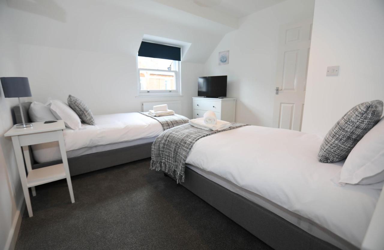 Exmouth - Apartment 2, Strand House - Modern 2 Bedroom Apartment, Perfect Location For Access To Beach & Town Centre - Sleeps 4 Guests - Hosted By Rentmyhouse מראה חיצוני תמונה
