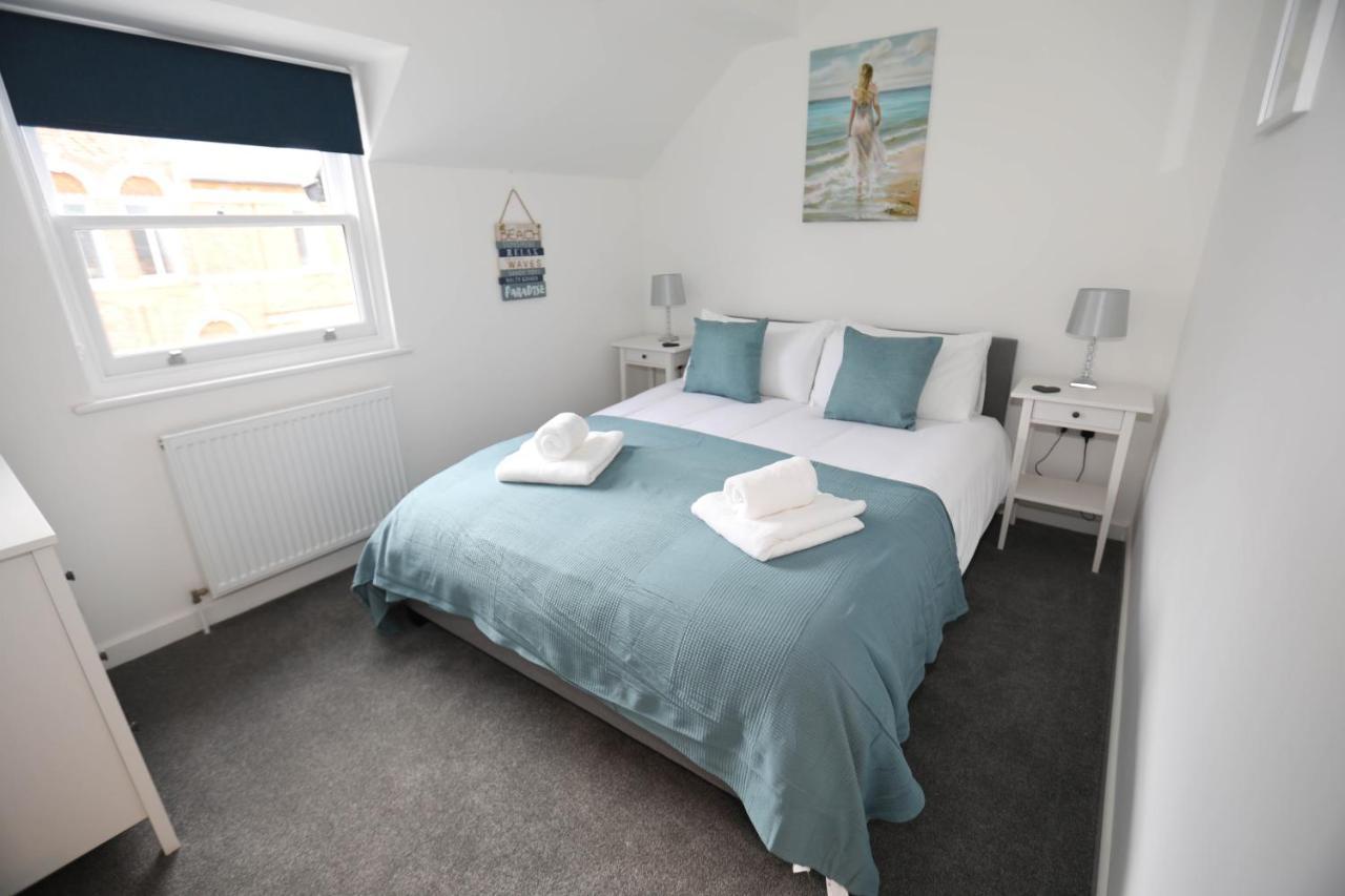 Exmouth - Apartment 2, Strand House - Modern 2 Bedroom Apartment, Perfect Location For Access To Beach & Town Centre - Sleeps 4 Guests - Hosted By Rentmyhouse מראה חיצוני תמונה